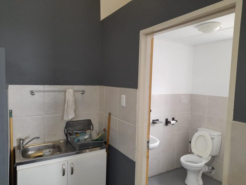 To Let Commercial Property for Rent in Fairview Eastern Cape